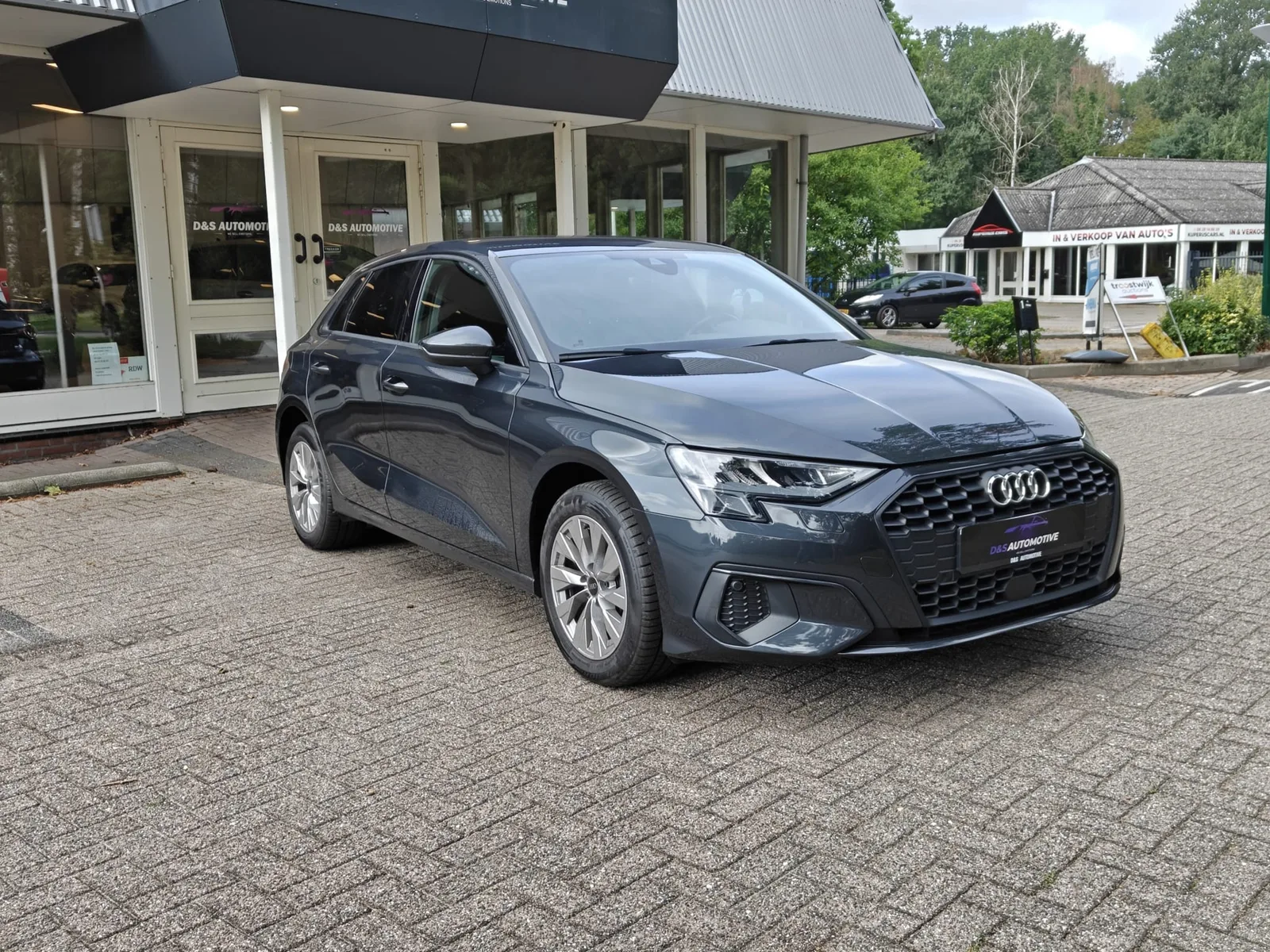 Audi A3 (2023) — foto 1