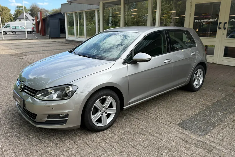 Volkswagen Golf (2013)