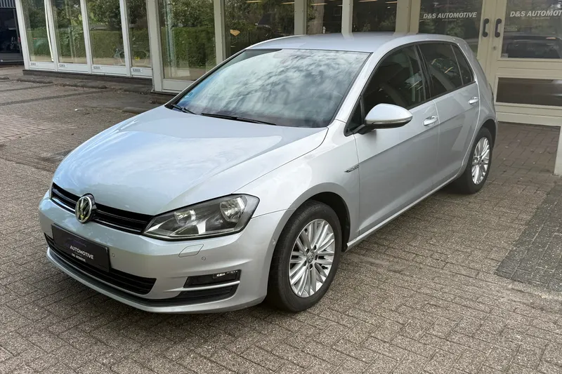 Volkswagen Golf (2014)