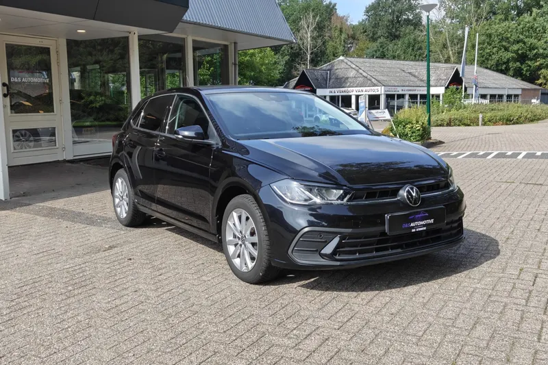 Volkswagen Polo (2023)