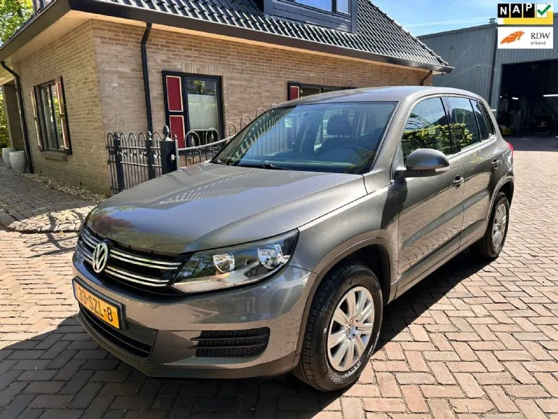 Volkswagen Tiguan (2012) — foto 1