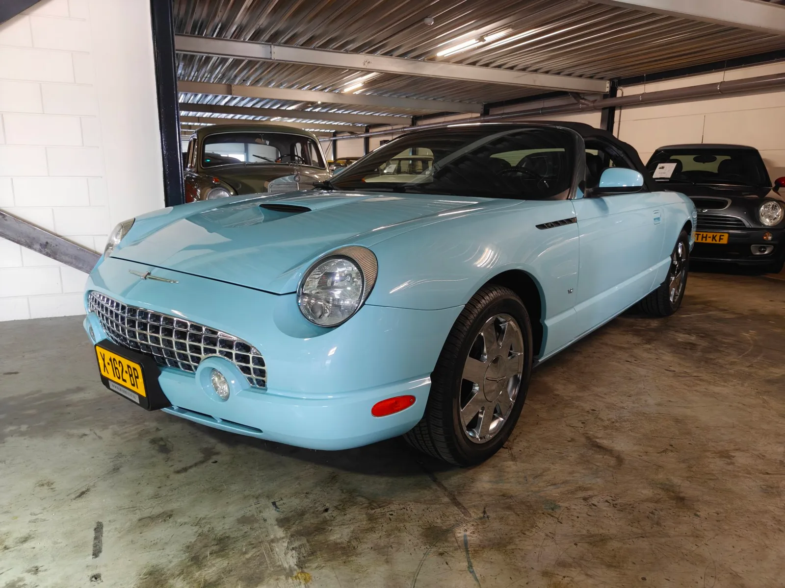 Ford THUNDERBIRD (2003) — foto 1