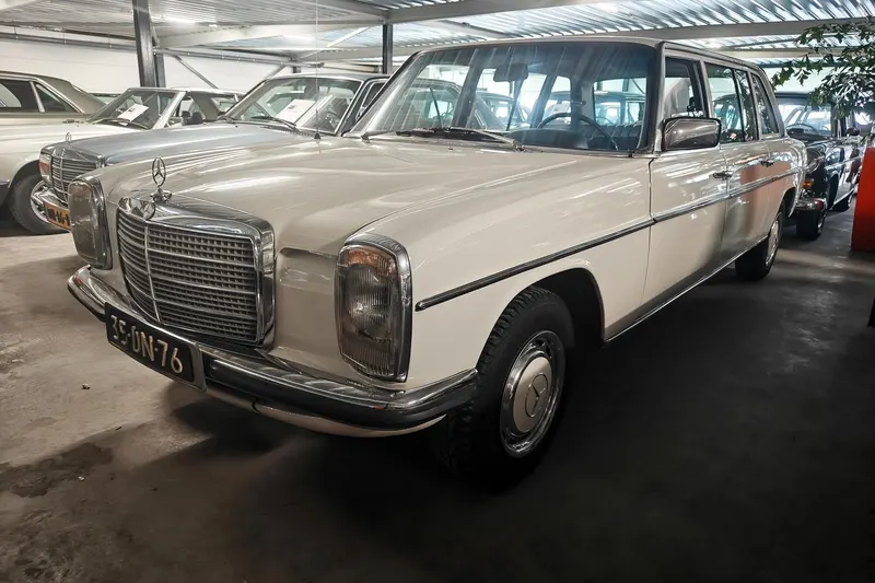 Mercedes-Benz 240 D LANG (1974)