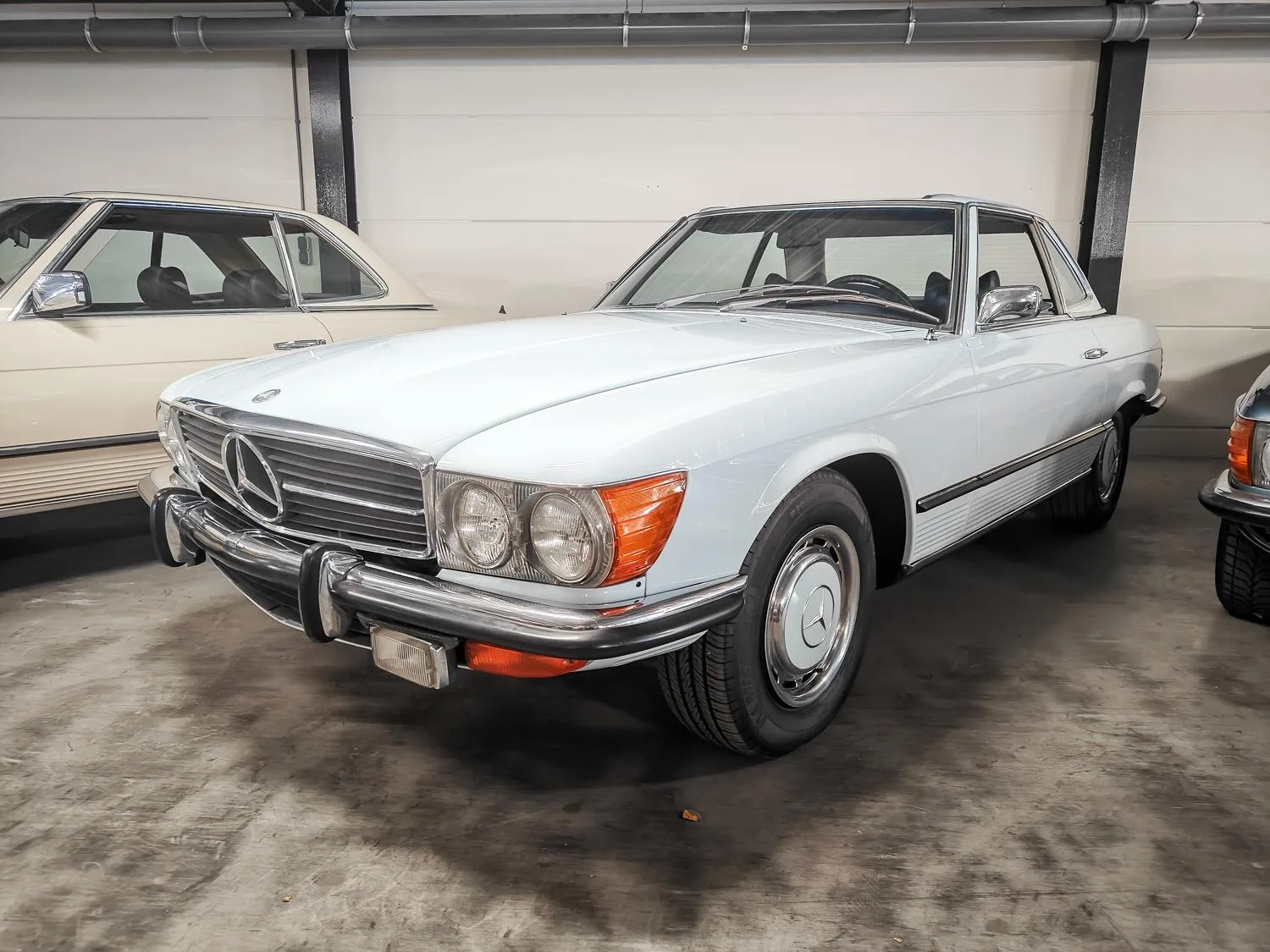 Mercedes-Benz 350 SL (1972) — foto 1