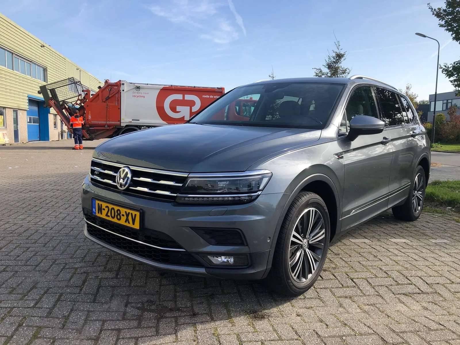 Volkswagen Tiguan All-Space (2018) — foto 1