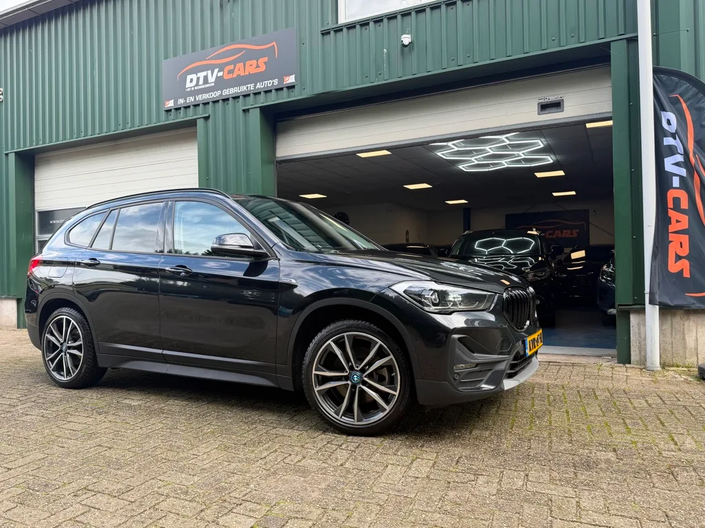 BMW X1 (2022) — foto 1