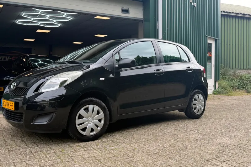 Toyota Yaris (2010)