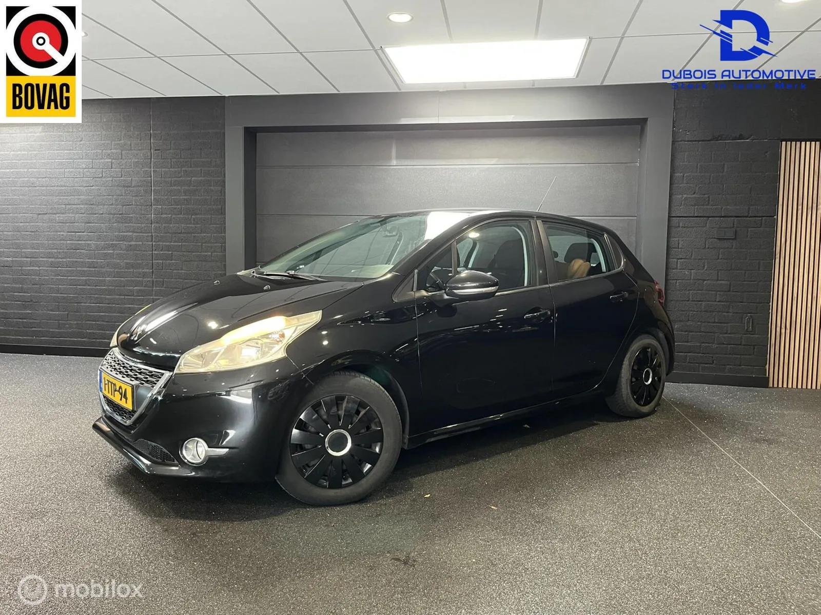 Peugeot 208 (2012) — foto 1