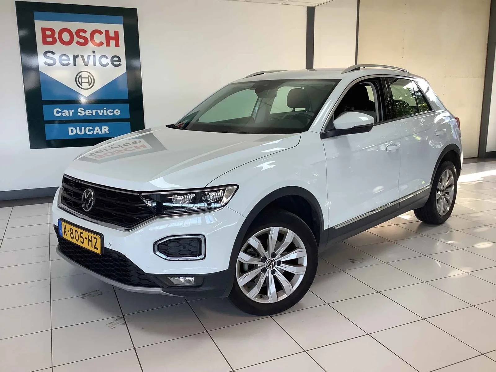 Volkswagen T-Roc (2021) — foto 1