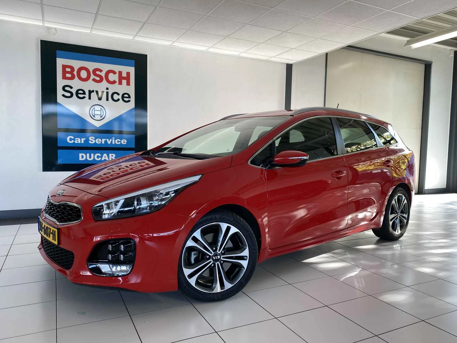 Kia Ceed (2017) — foto 1