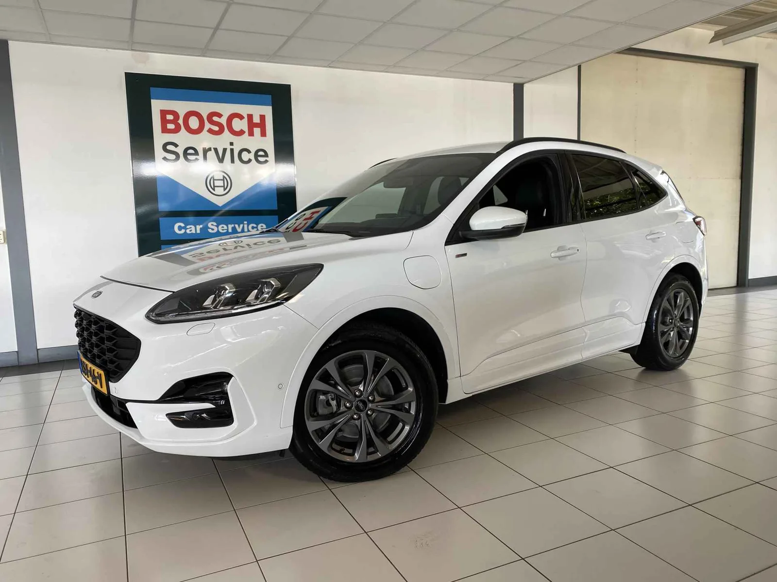 Ford Kuga (2020) — foto 1