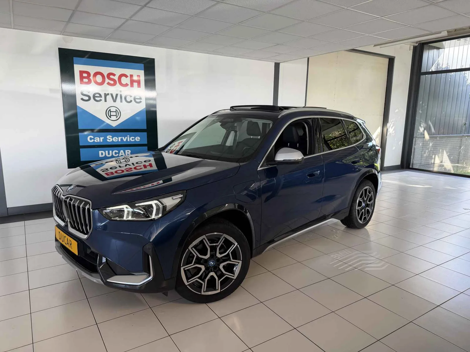 BMW X1 (2023) — foto 1