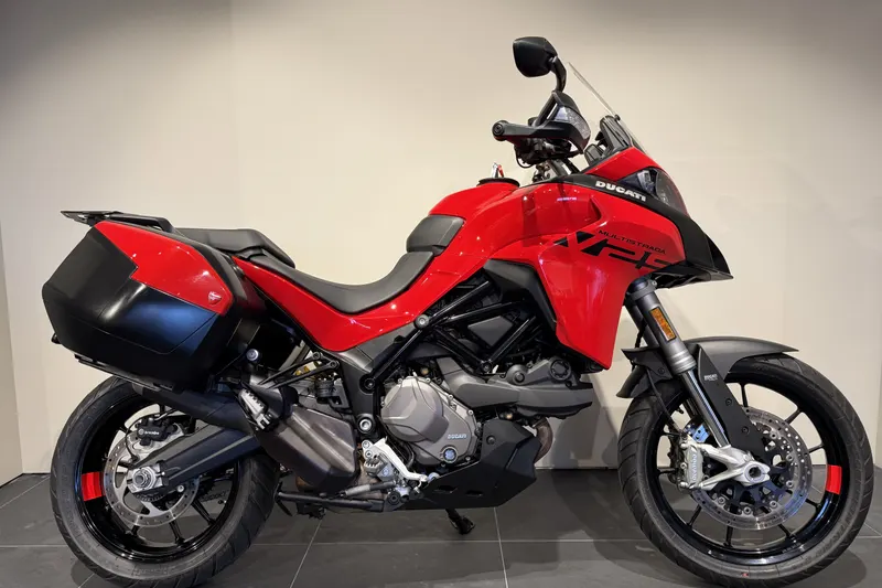 Ducati Multistrada V2 S (2022)