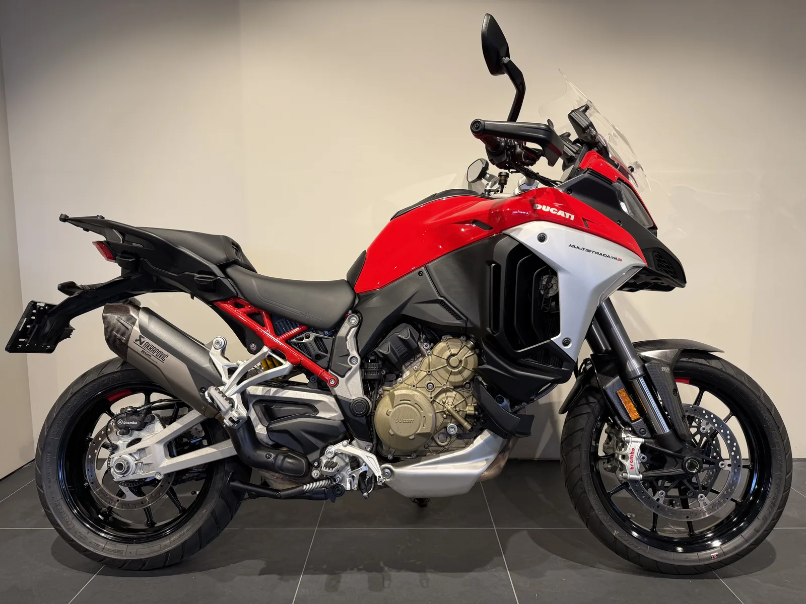 Ducati Multistrada V4S (2022) — foto 1