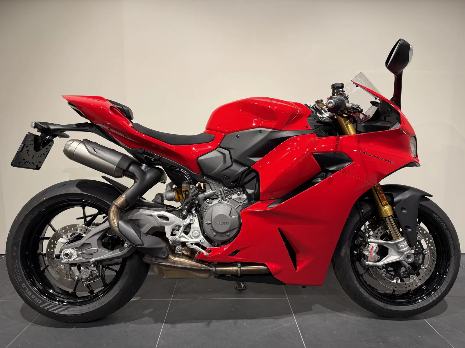 Ducati Panigale V2 (2025) — foto 1