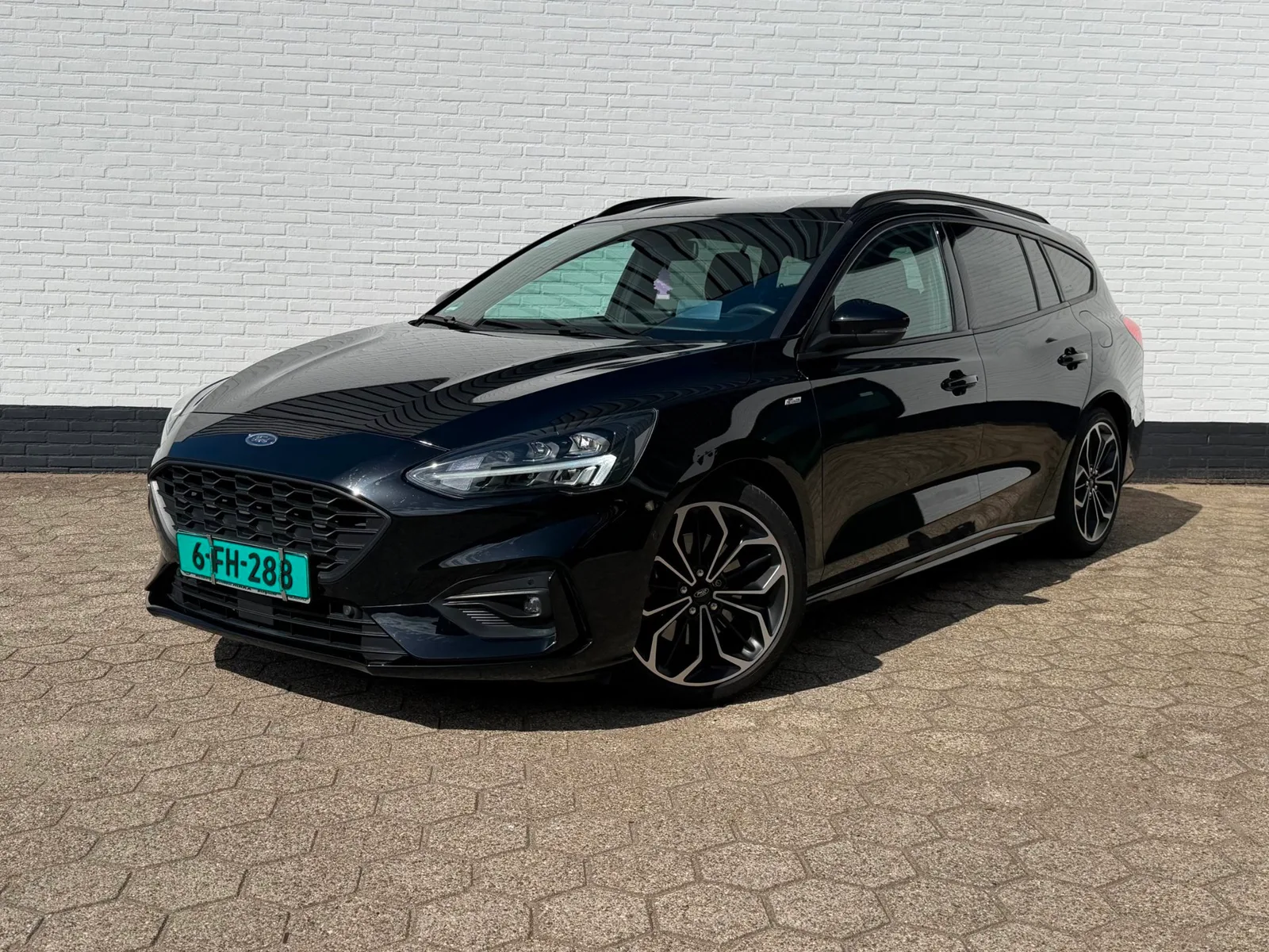 Ford Focus (2019) — foto 1