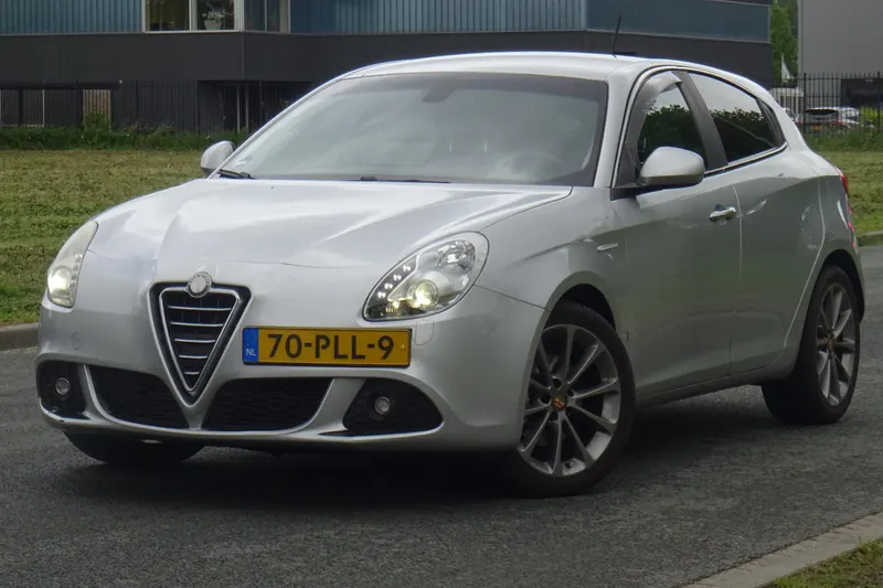 Alfa Romeo Giulietta (2010)