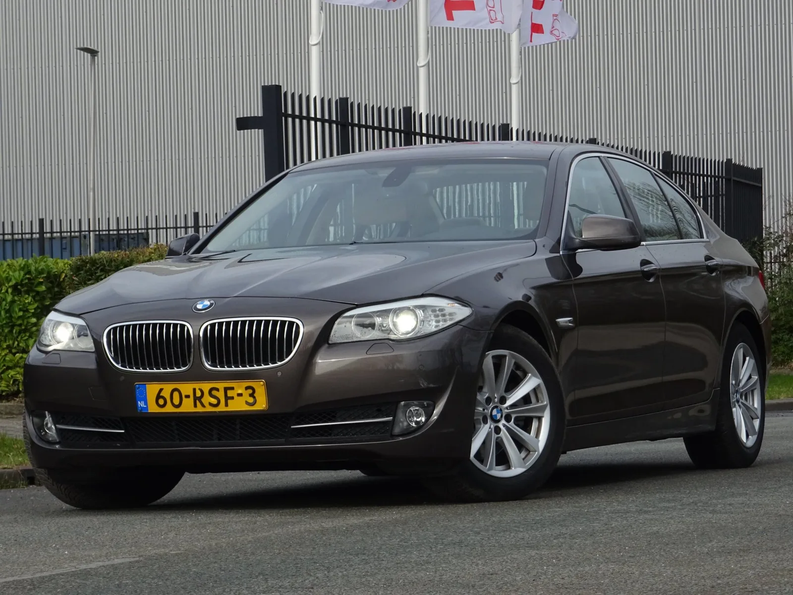 BMW 5-Serie (2011) — foto 1