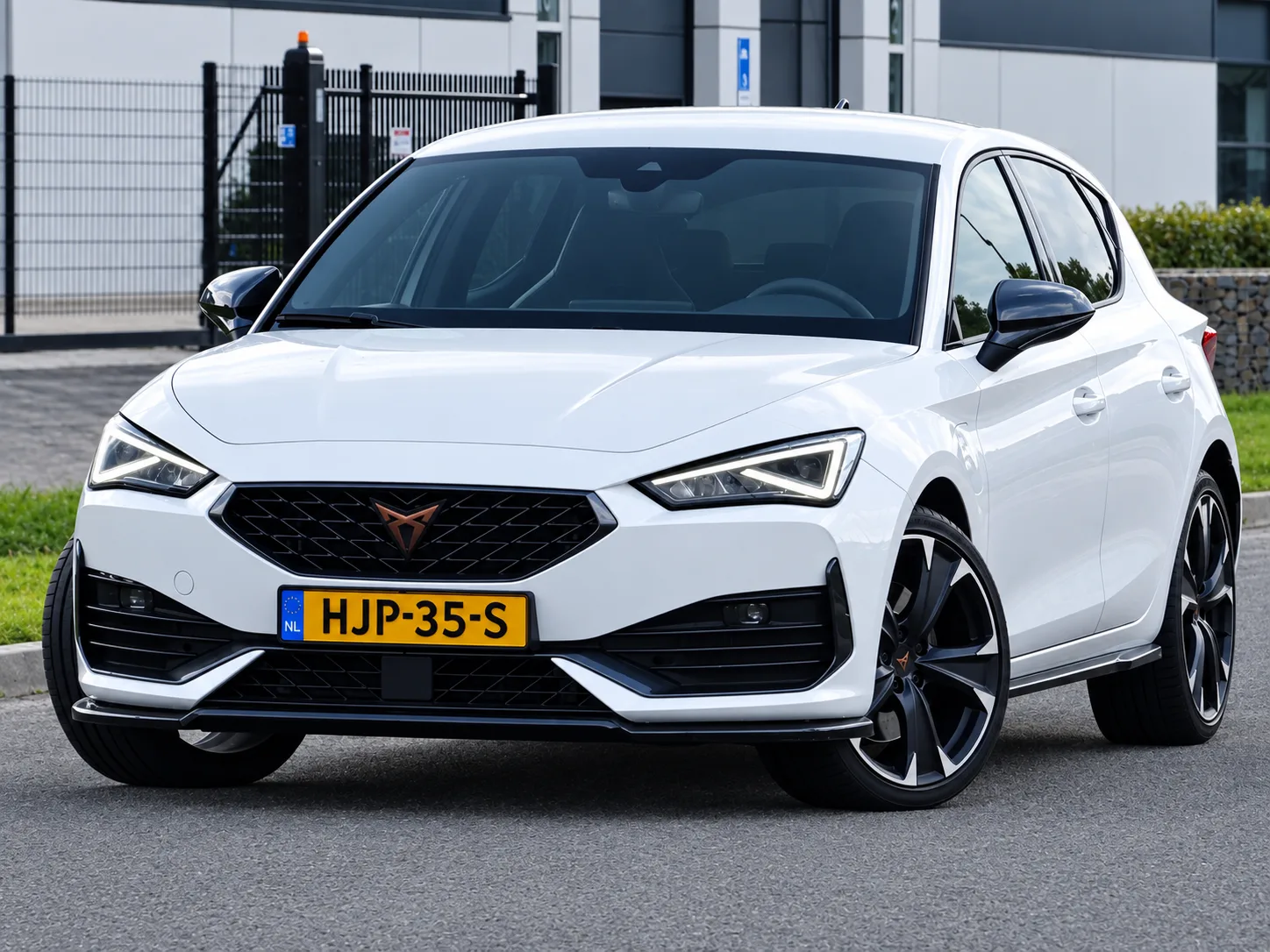 CUPRA Leon (2021) — foto 1