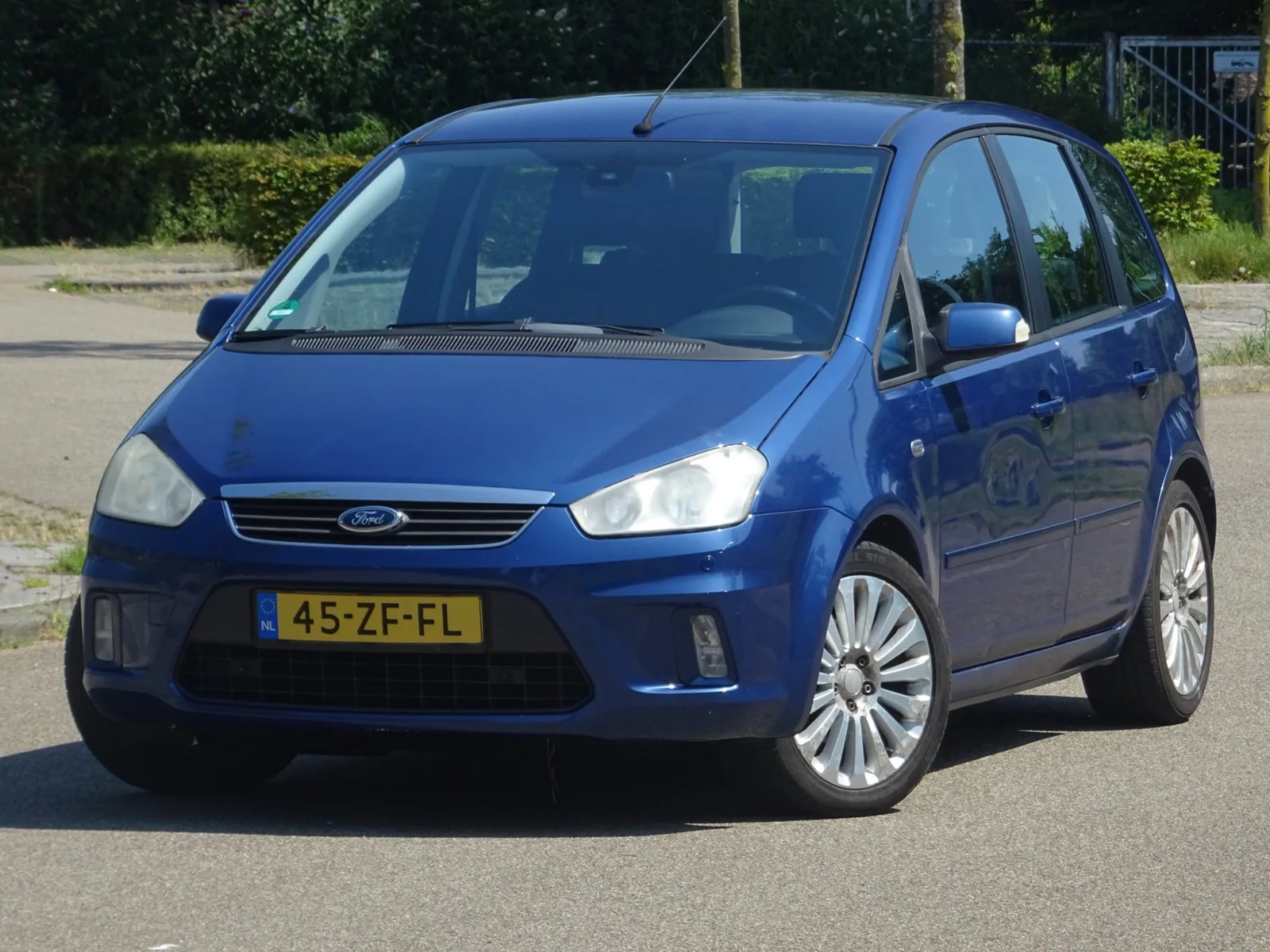 Ford C-Max (2008) — foto 1