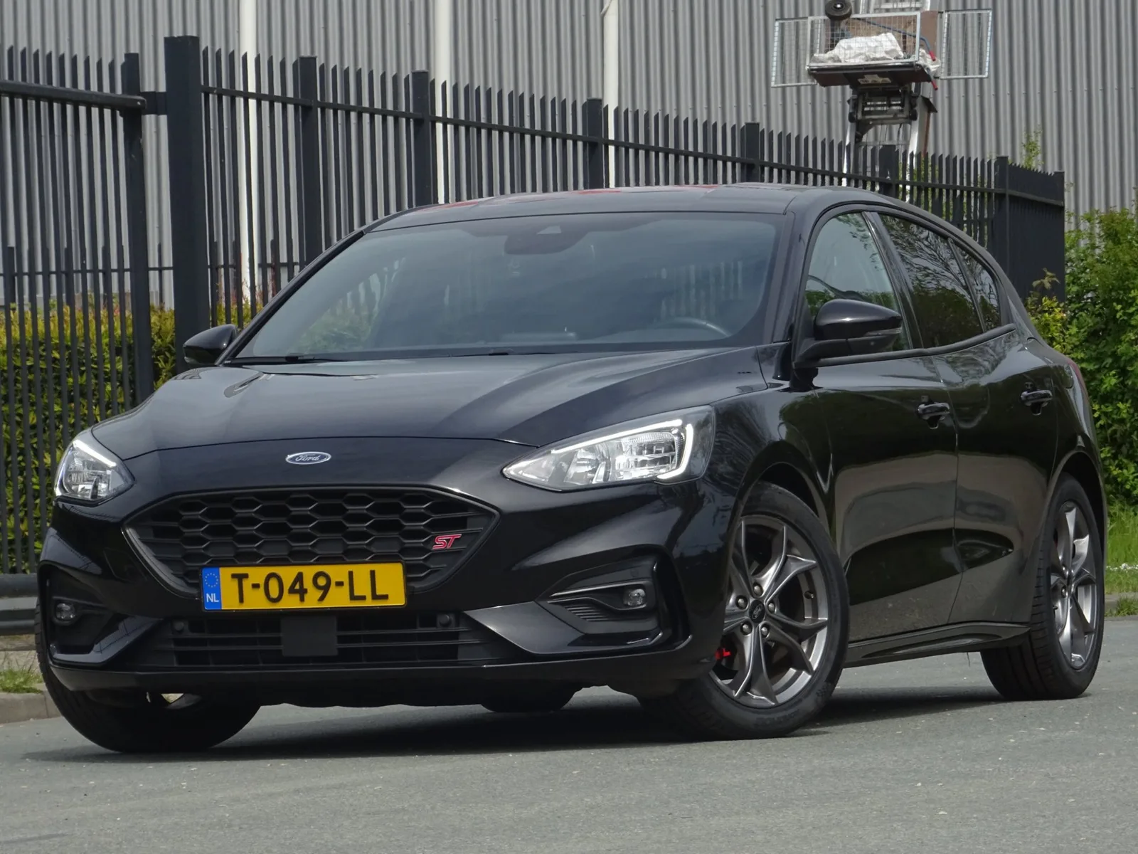 Ford Focus (2021) — foto 1