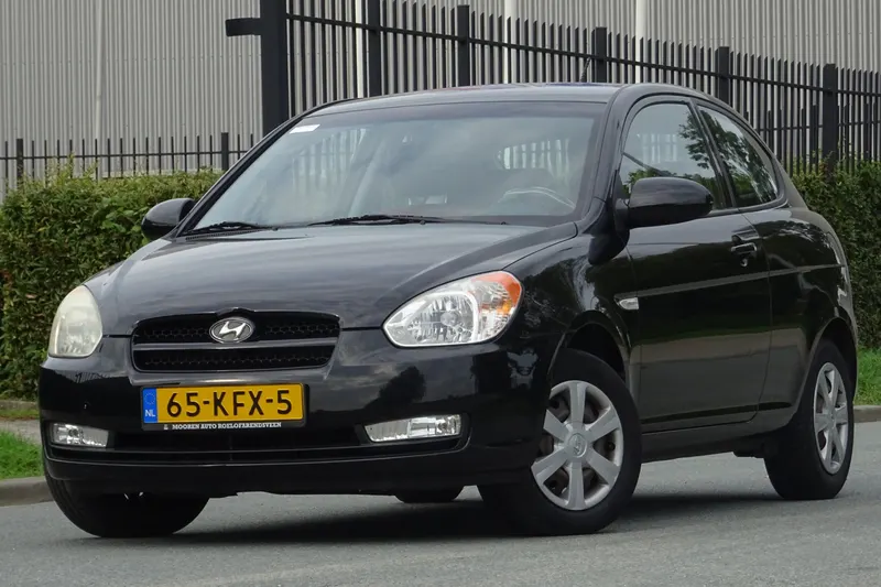 Hyundai Accent (2009)