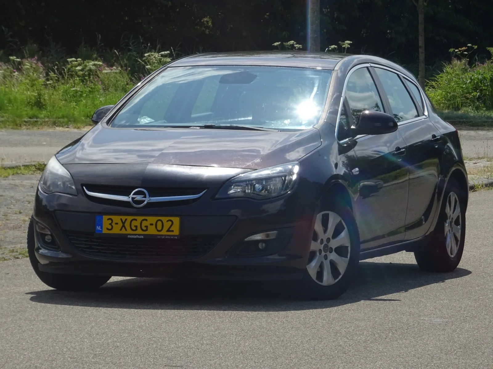 Opel Astra (2014) — foto 1