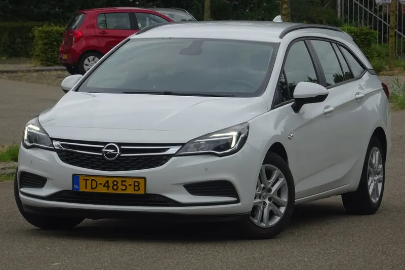 Opel Astra (2018)