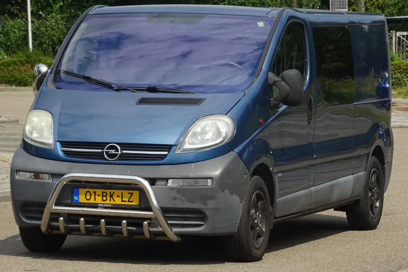 Opel Vivaro (2003)