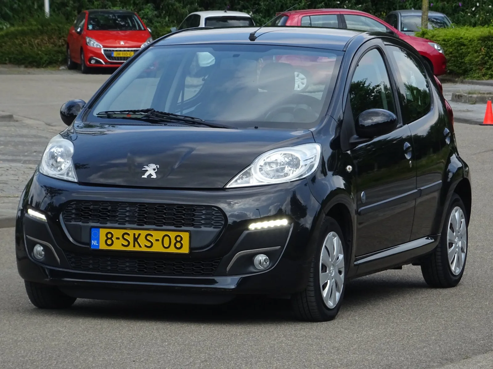 Peugeot 107 (2013) — foto 1