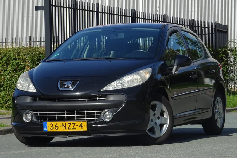 Peugeot 207 (2011)