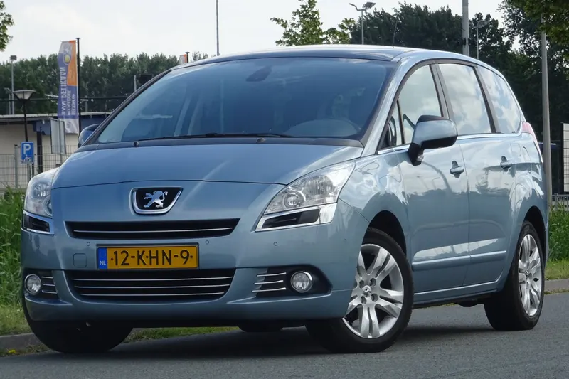 Peugeot 5008 (2009)