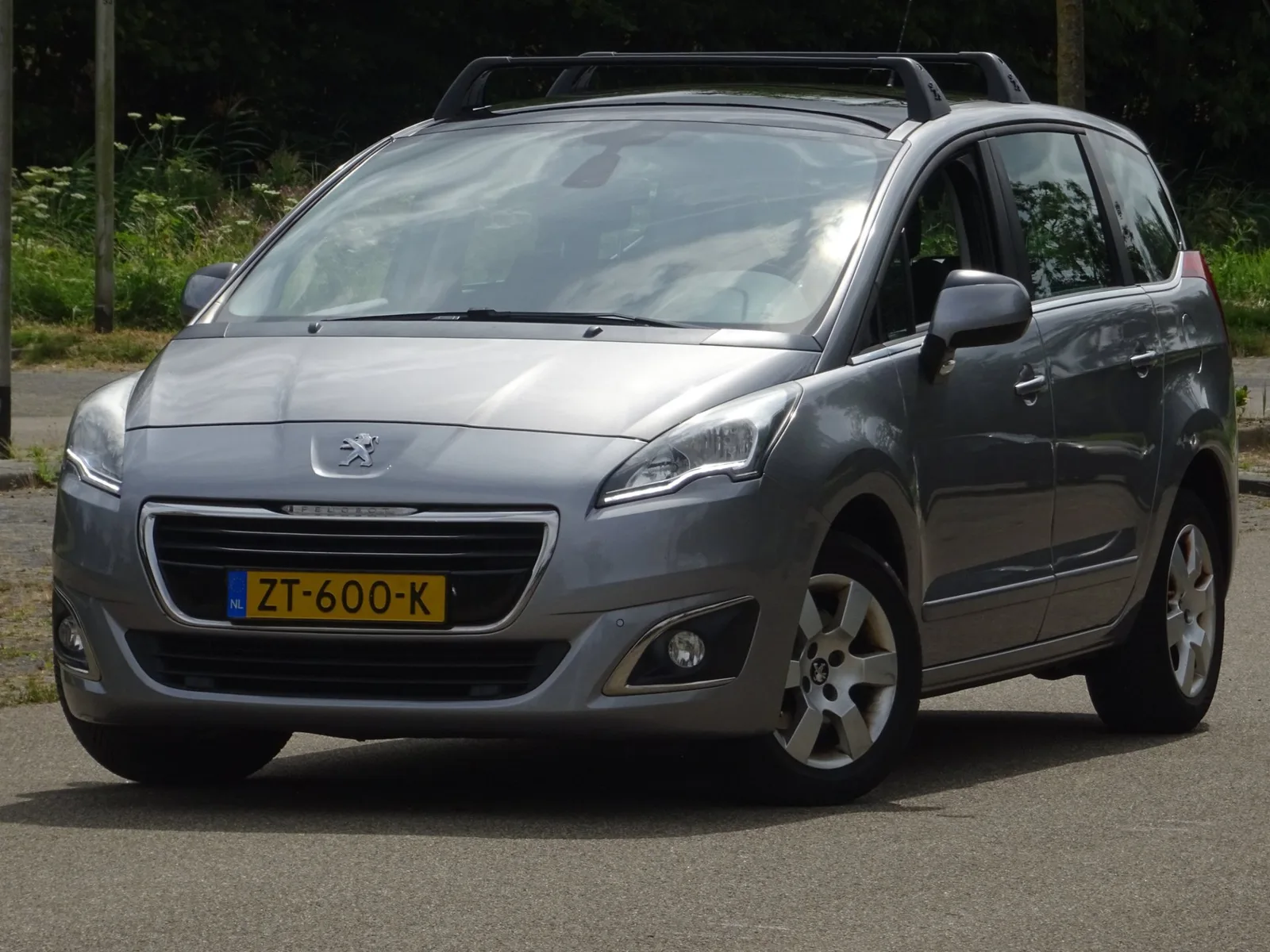 Peugeot 5008 (2015) — foto 1