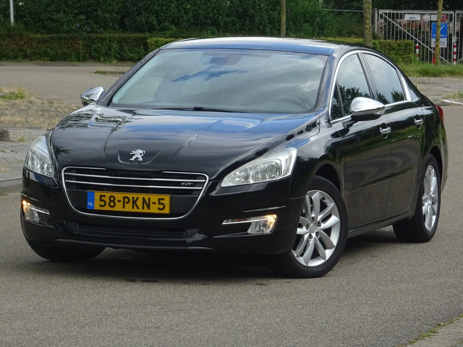 Peugeot 508 (2011) — foto 1