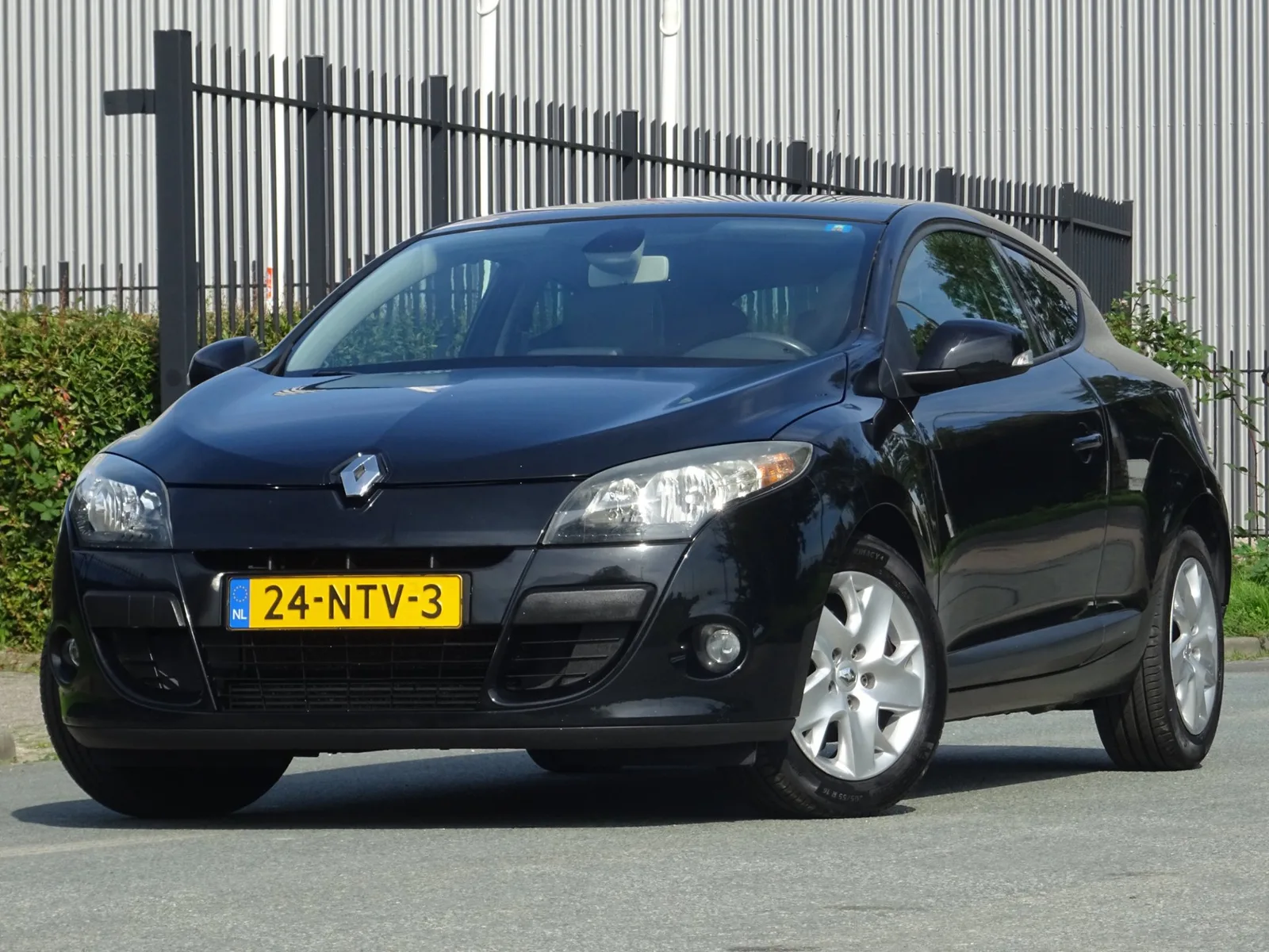 Renault Mégane (2010) — foto 1