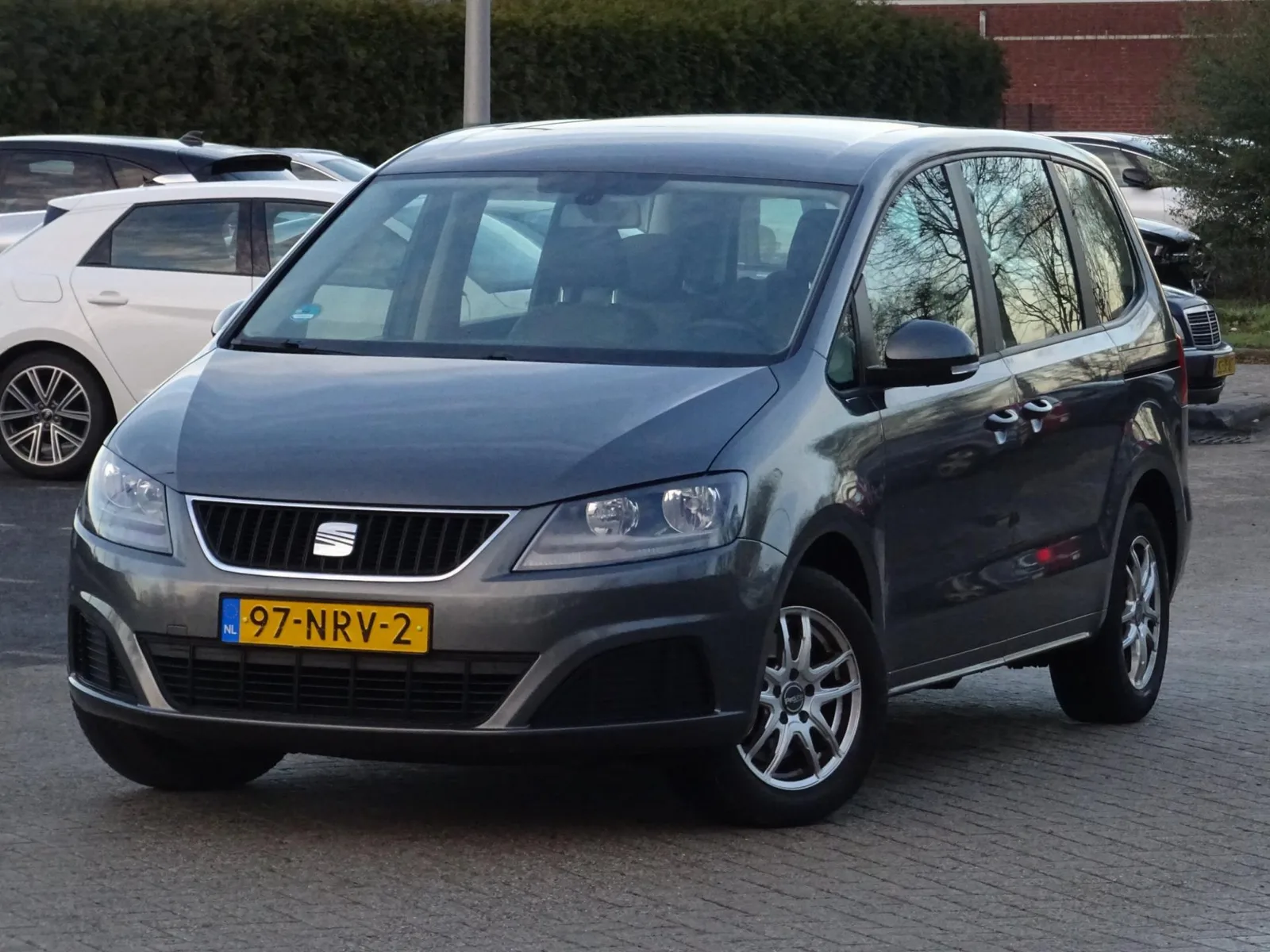 SEAT Alhambra (2010) — foto 1