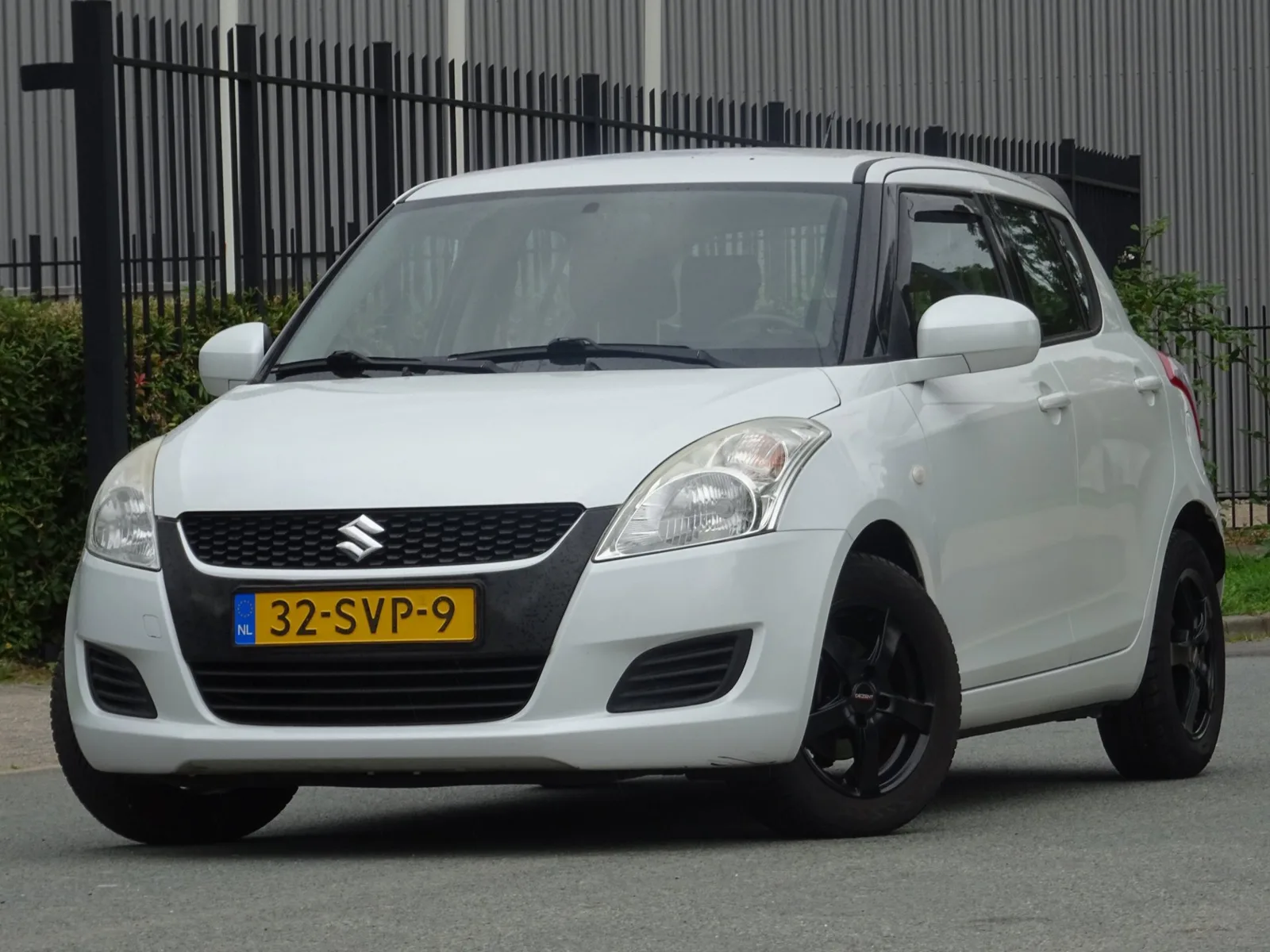 Suzuki Swift (2012) — foto 1