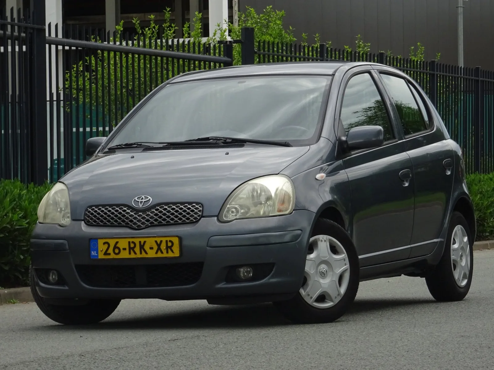 Toyota Yaris (2005) — foto 1