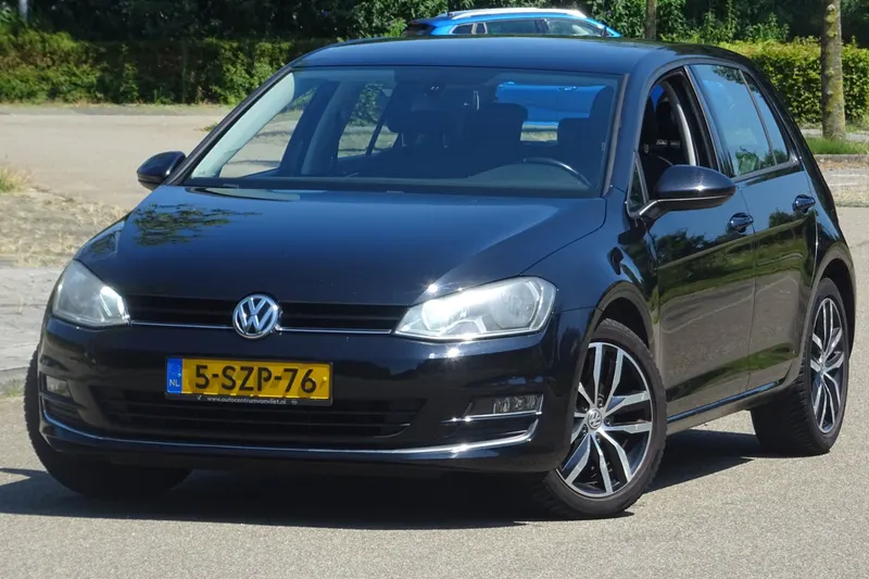 Volkswagen Golf (2014)