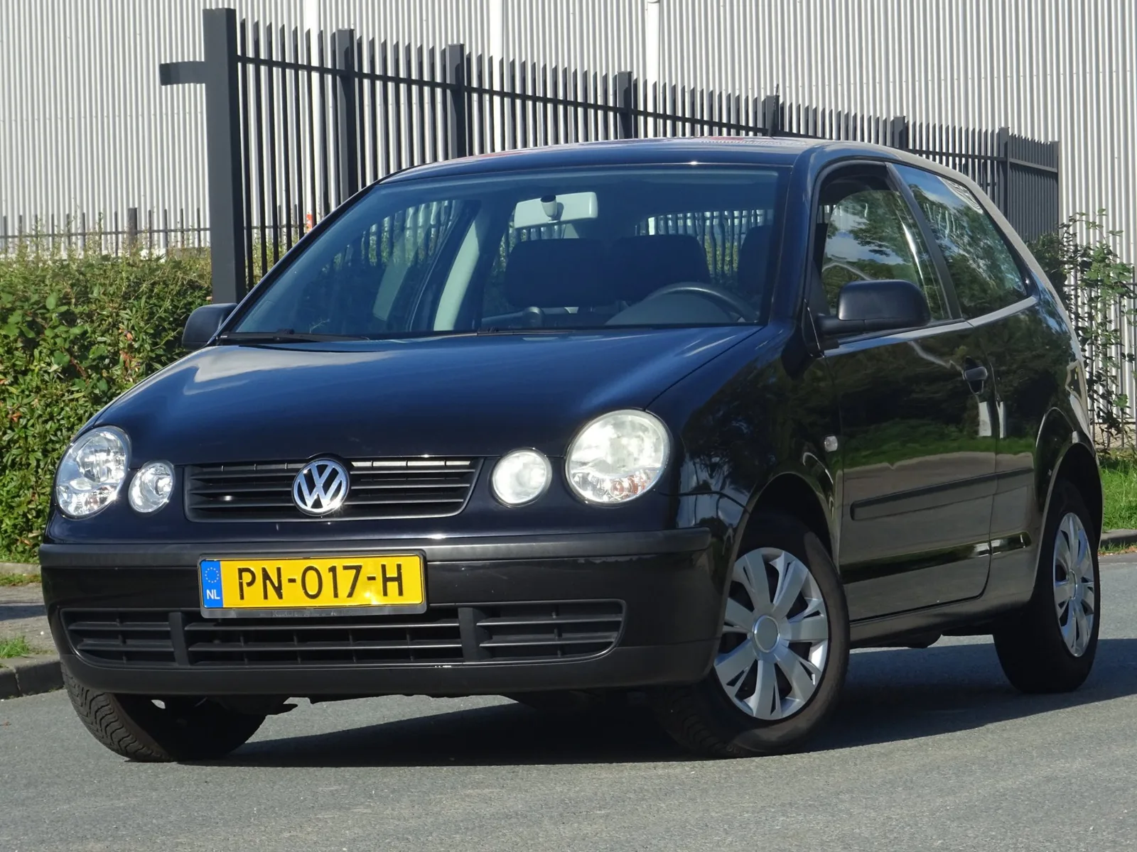 Volkswagen Polo (2003) — foto 1