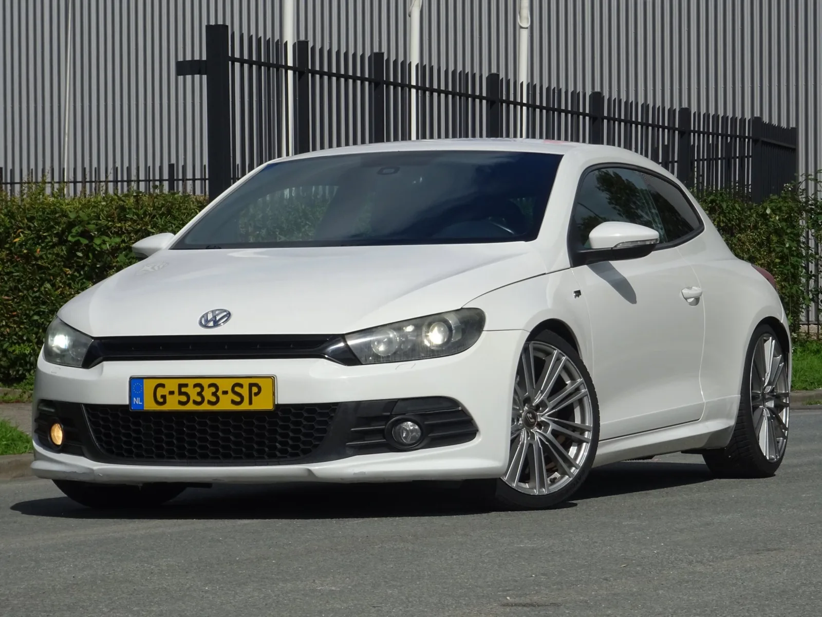 Volkswagen Scirocco (2011) — foto 1