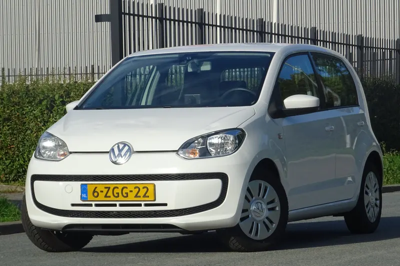 Volkswagen Up! (2015)