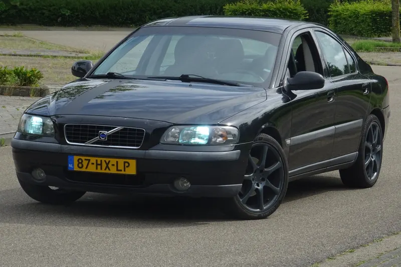 Volvo S60 (2002)