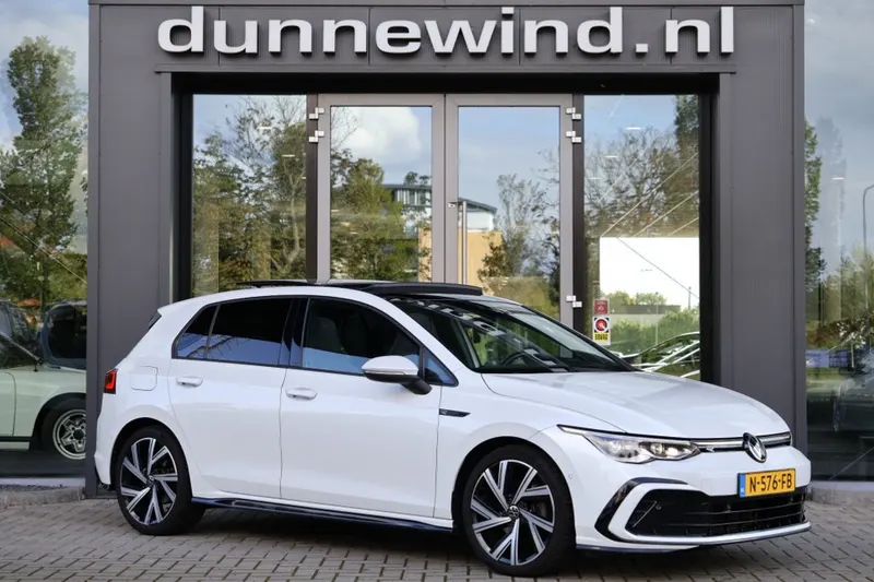 Volkswagen Golf (2021)
