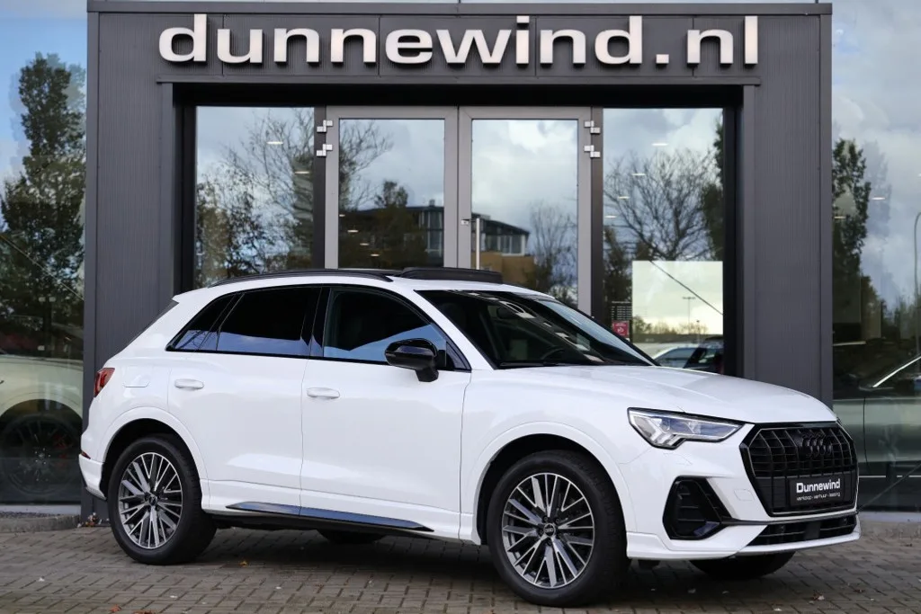 Audi Q3 (2021) — foto 1