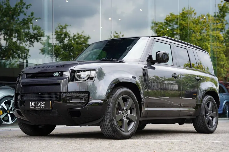 Land Rover Defender (2024)