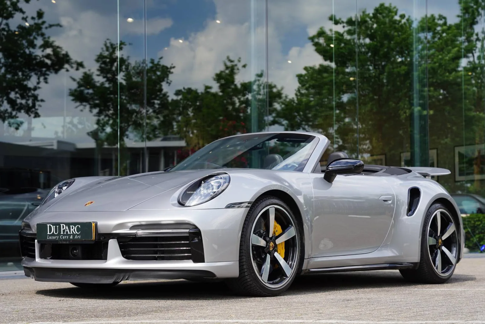 Porsche 911 (2021) — foto 1
