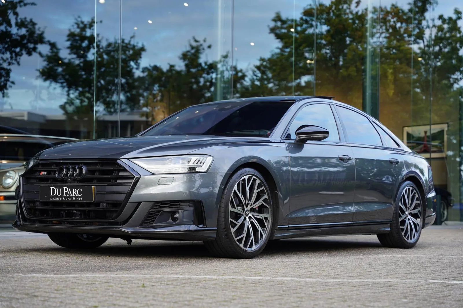 Audi S8 (2022) — foto 1