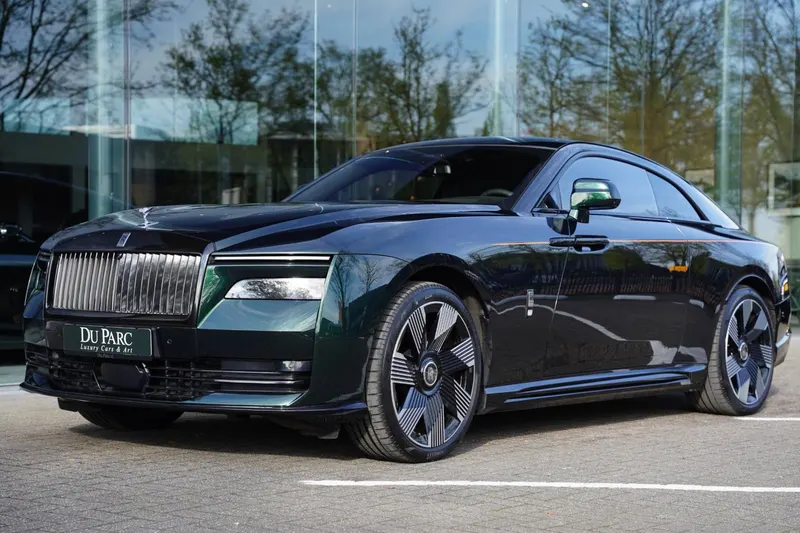 Rolls-Royce Spectre (2024)