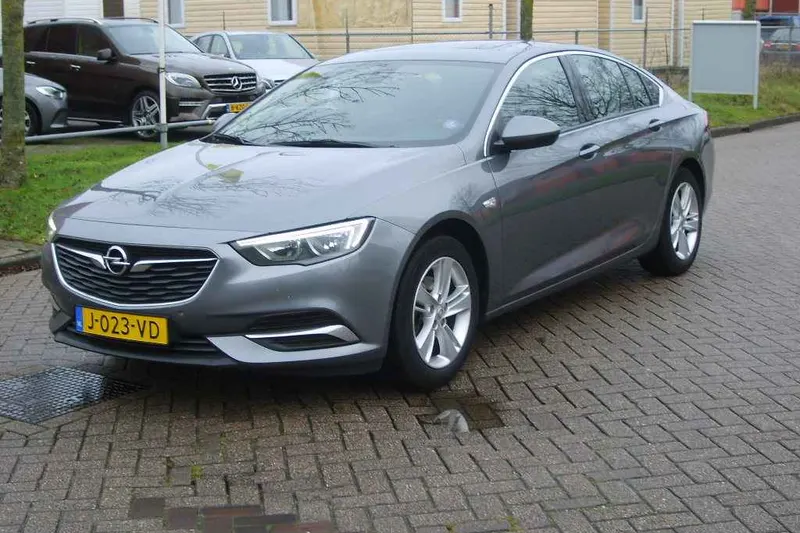 Opel Insignia (2020)